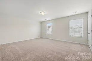 2318 Sonoma Valley Dr, Charlotte, NC 28214 - Photo 5