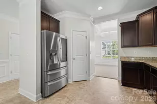 2318 Sonoma Valley Dr, Charlotte, NC 28214 - Photo 23