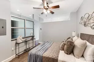333 W Trade St, Charlotte, NC 28202 - Photo 15