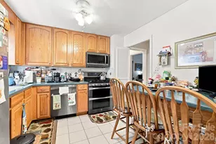 5914 Quiet Cove Ct, Charlotte, NC 28215 - Photo 7
