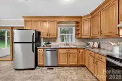 5000 Cedar Forest Drive, Charlotte, NC 28226 - Photo 7