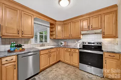 5000 Cedar Forest Drive, Charlotte, NC 28226 - Photo 9