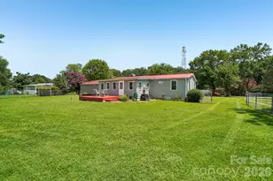 210 Leigh Anne Ln, Horse Shoe, NC 28742 - Photo 27