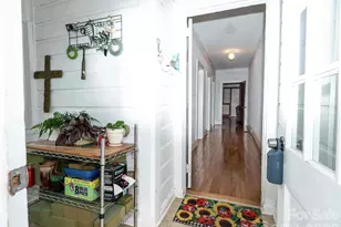 103 E King St, East Flat Rock, NC 28726 - Photo 31