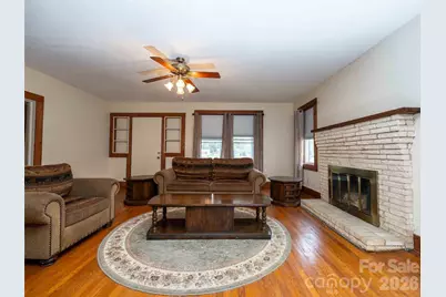 103 E King Street, East Flat Rock, NC 28726 - Photo 17