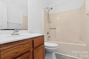 3411 Pondridge Ct, Charlotte, NC 28269 - Photo 31