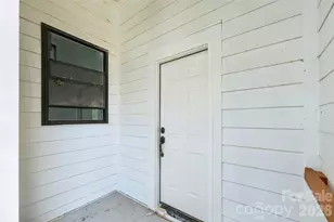 1266 Ron Whicker Dr, Catawba, NC 28609 - Photo 5
