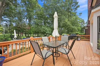 4620 Fairvista Drive, Charlotte, NC 28269 - Photo 37