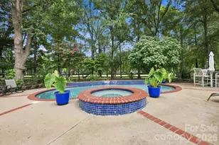 4620 Fairvista Dr, Charlotte, NC 28269 - Photo 39