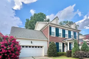 1025 N Sharon Amity Rd, Charlotte, NC 28211 - Photo 3