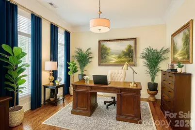 1025 N Sharon Amity Road, Charlotte, NC 28211 - Photo 11
