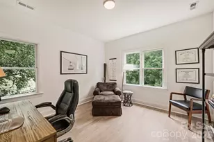 1328 Ivey Dr, Charlotte, NC 28205 - Photo 25