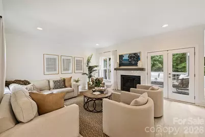 1328 Ivey Drive, Charlotte, NC 28205 - Photo 9