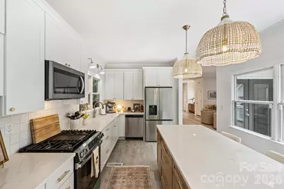 1328 Ivey Drive, Charlotte, NC 28205 - Photo 17