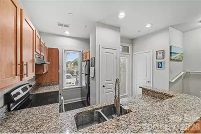 1043 Park West Drive, Charlotte, NC 28209 - Photo 9