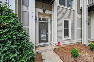1043 Park West Dr, Charlotte, NC 28209 - Photo 3