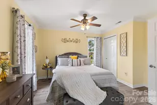 100 Victoria Springs Dr, Flat Rock, NC 28731 - Photo 9