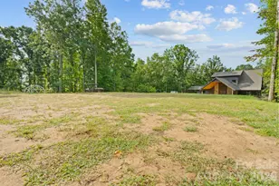 3135 Laurel Heights Dr, Morganton, NC 28655 - Photo 41