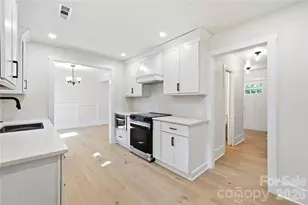 6900 Norchester Ct, Charlotte, NC 28227 - Photo 13