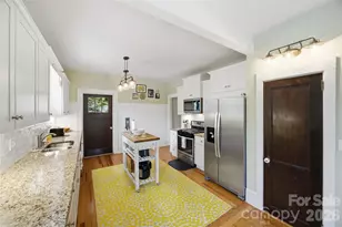 105 S Maple St, Dallas, NC 28034 - Photo 9