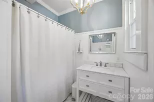 105 S Maple St, Dallas, NC 28034 - Photo 13