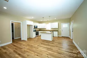 258 Florida Ave, Spindale, NC 28160 - Photo 7
