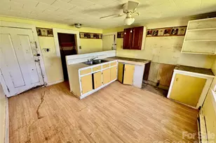 1315 Harmony Hwy, Hamptonville, NC 27020 - Photo 17