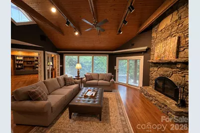 4821 Elmhurst Drive NE, Hickory, NC 28601 - Photo 23