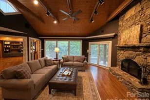 4821 Elmhurst Dr NE, Hickory, NC 28601 - Photo 23