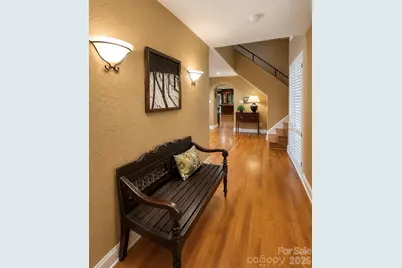 4821 Elmhurst Drive NE, Hickory, NC 28601 - Photo 7