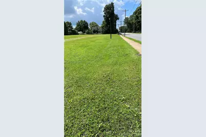 1107 1st Avenue S, Conover, NC 28613 - Photo 5