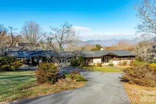 208 Dogwood Ln, Black Mountain, NC 28711 - Photo 3