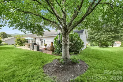 403 W Coventry Drive, Franklin, NC 28734 - Photo 33