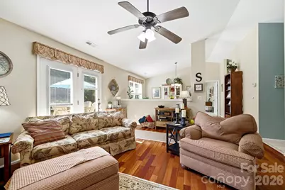 403 W Coventry Drive, Franklin, NC 28734 - Photo 7