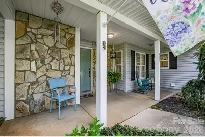 403 W Coventry Drive, Franklin, NC 28734 - Photo 3