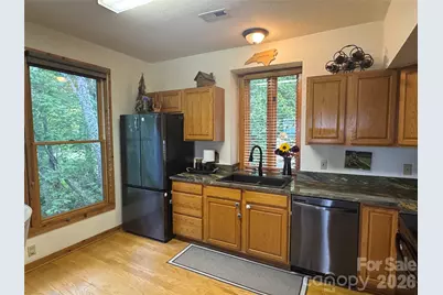 10 Stoney Falls Loop #304, Burnsville, NC 28714 - Photo 3