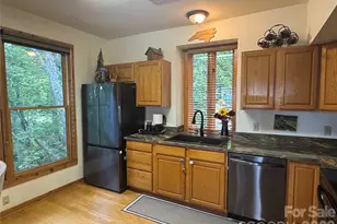 10 Stoney Falls Loop, Burnsville, NC 28714 - Photo 3