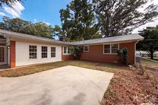 1077 Allendale Cir, Rock Hill, SC 29732 - Photo 15
