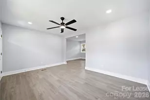 553 Derrydowne Dr, Charlotte, NC 28213 - Photo 19