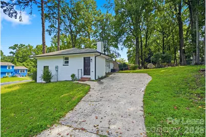 553 Derrydowne Drive, Charlotte, NC 28213 - Photo 31