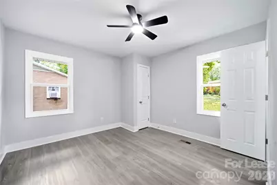 553 Derrydowne Drive, Charlotte, NC 28213 - Photo 39