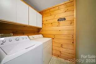 417 Garden Ln, Lake Lure, NC 28746 - Photo 11