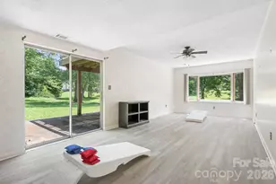 1009 Springs Rd, Lincolnton, NC 28092 - Photo 15