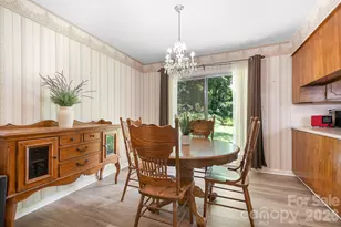 1009 Springs Rd, Lincolnton, NC 28092 - Photo 5