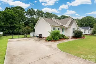 1382 Sullivan St, Rock Hill, SC 29730 - Photo 3