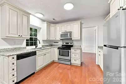 6004 Elm Cove Lane, Charlotte, NC 28269 - Photo 11