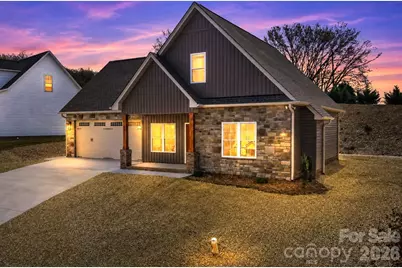 4957 Southview Drive, Hickory, NC 28602 - Photo 1