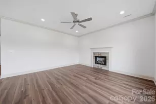 4957 Southview Dr, Hickory, NC 28602 - Photo 9