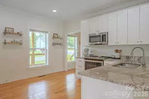 160 Rdg Vw Dr, Clyde, NC 28721 - Photo 5