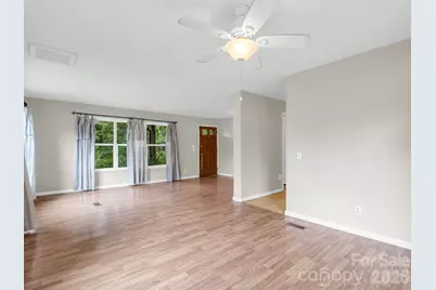 1 Lakewood Road, Hendersonville, NC 28792 - Photo 5